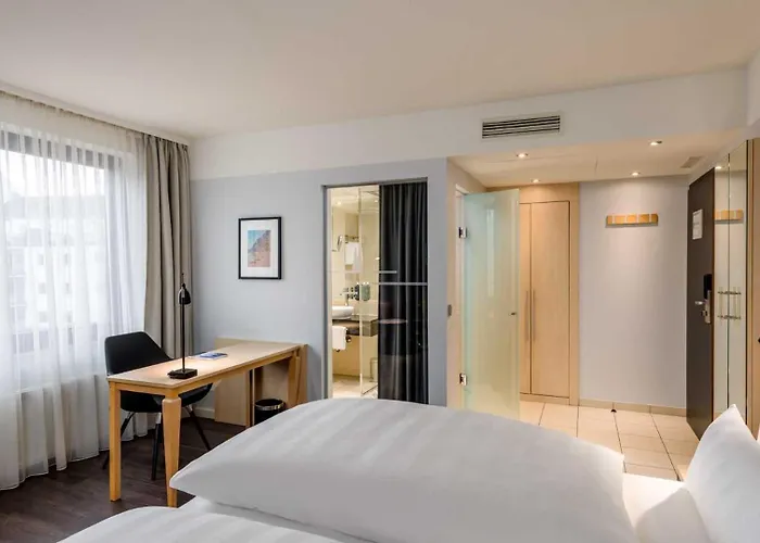 Lyskirchen Szálloda 4*