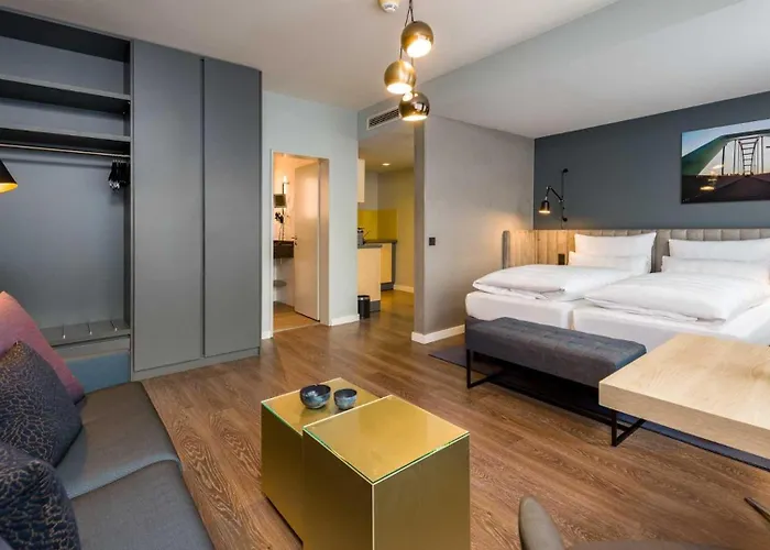 Hotel Lyskirchen 4*