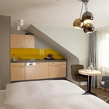 Lyskirchen Otel 4*