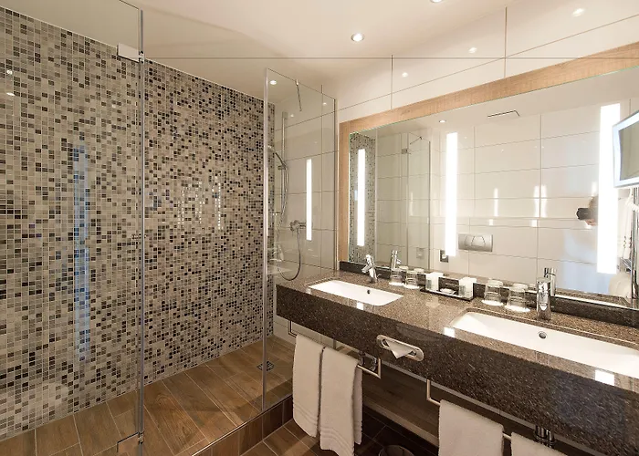 Lyskirchen 4* Keulen