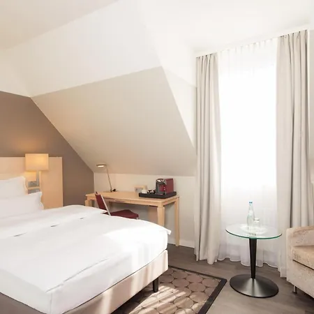 מלון Lyskirchen 4*